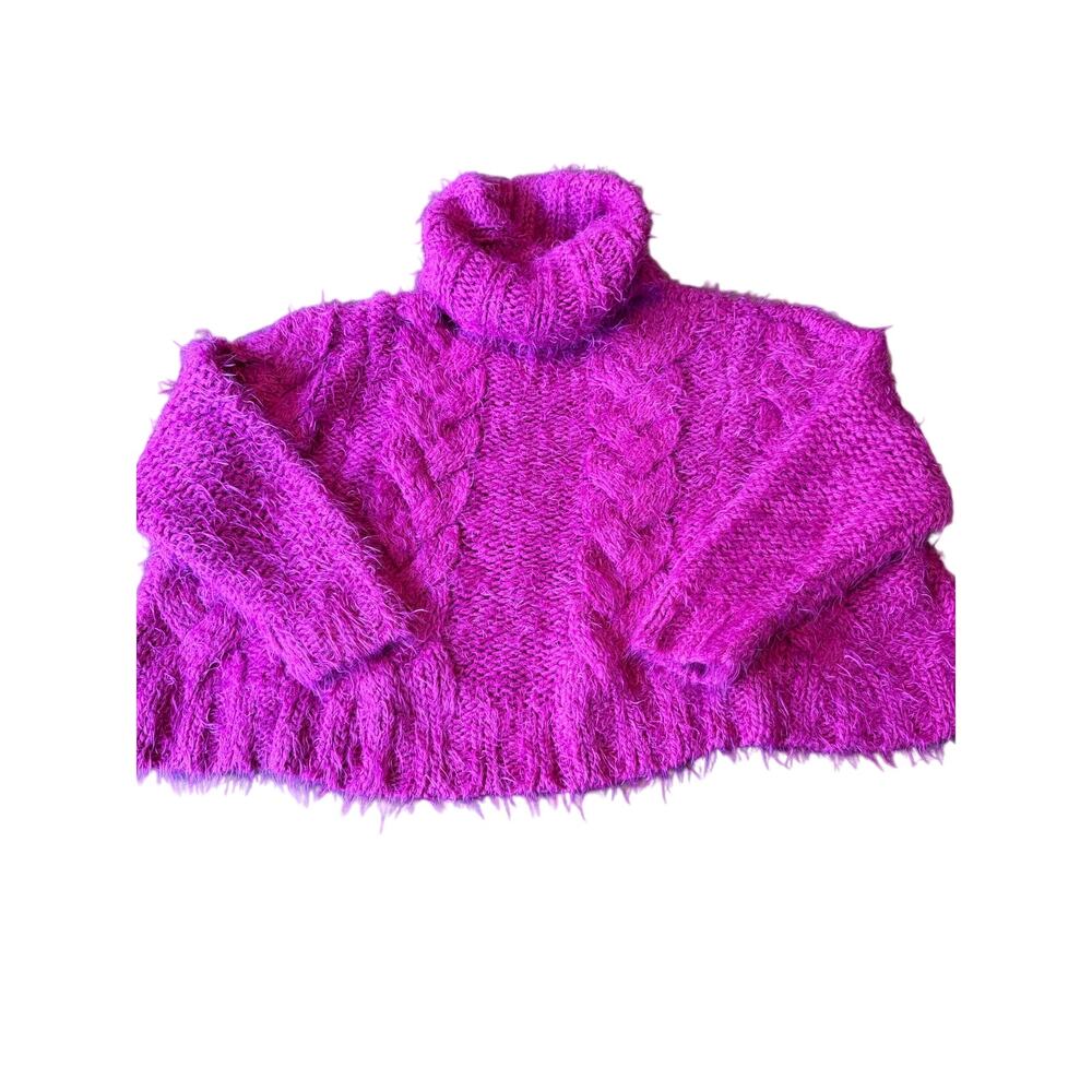 Free people fuchsia fuzzy oversized cable knit turtleneck small